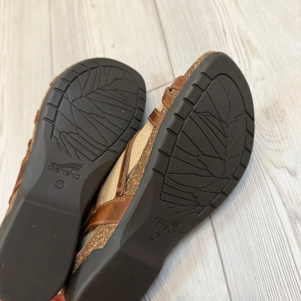 NEW Dansko Roslyn Waxy Burnished Tan Leather Strappy Sandals Size 41 11
